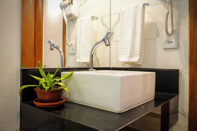 غرفة كومفورت ثلاثية بسرير كوين وسرير فردي، Velinn Pousada Bromelias 10/10