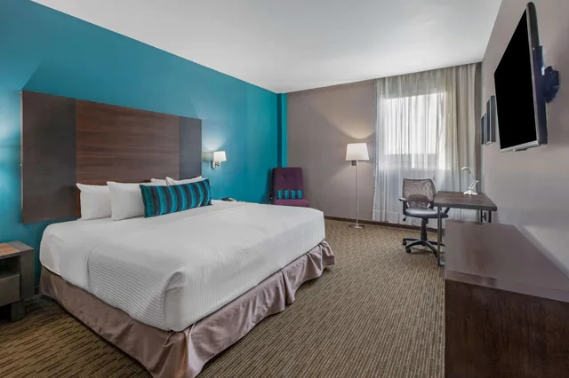 Executive, King Bed, La Quinta by Wyndham Aguascalientes 1/1