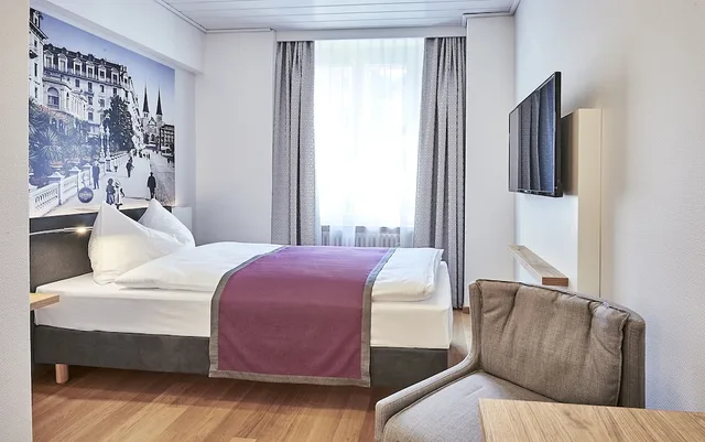 غرفة كلاسيكية مفردة، Hotel Central Luzern 11/14