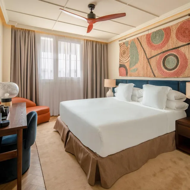 غرفة ديلوكس بسرير كينج، Only YOU Hotel Sevilla 1/7