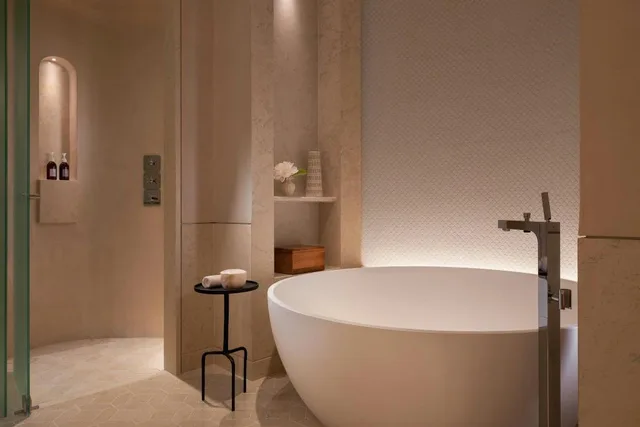 1 Bedroom, Royal, Penthouse Suite, King Bed, Sea Front, Main Building, Top Floor، St Regis Mardavall Mallorca Resort 5/5