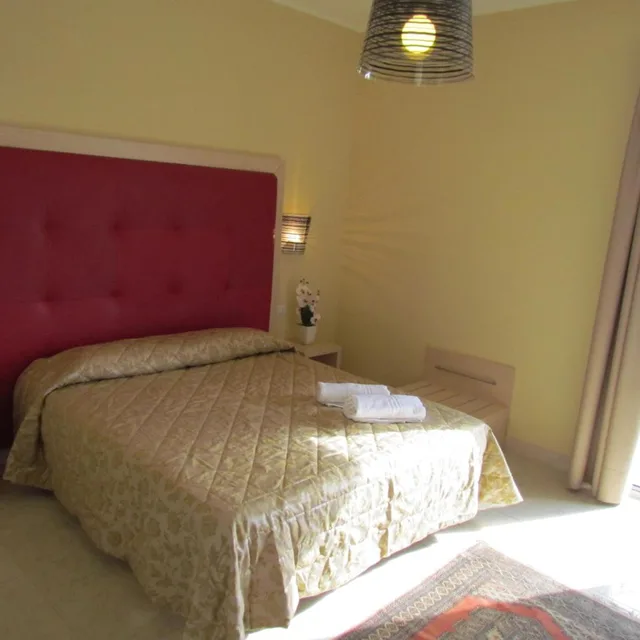 غرفة بسرير مزدوج بإطلالة على البحر، Hotel Sole 3/7