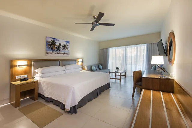 غرفة سوبيريور ديلوكس بسرير كينج، Occidental Punta Cana 2/2