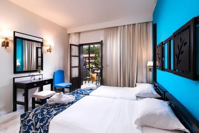 غرفة قياسية بسريرين منفصلين، Simantro Resort 2/5