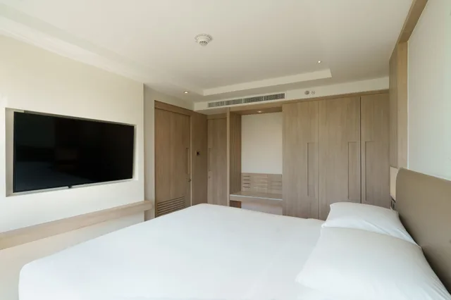 جناح تنفيذي بسرير كينج بإطلالة على المدينة، Courtyard By Marriott North Pattaya 2/4