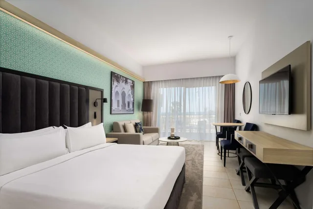 Executive, Beach Front, Lounge Access, Radisson Blu Resort Saidia Beach 4/10