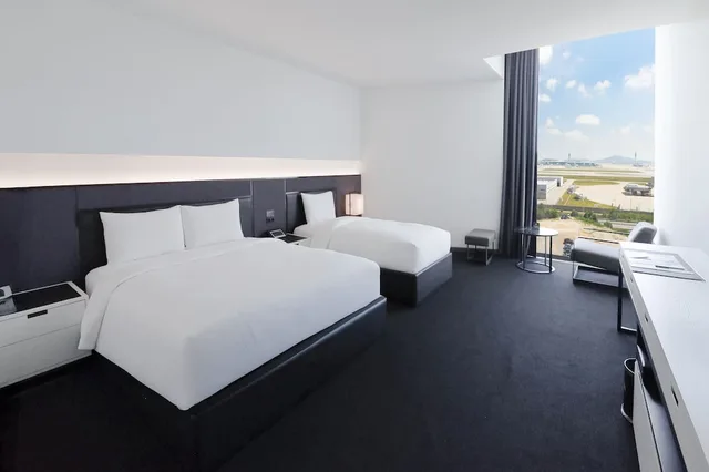 Deluxe, Family, 1 Queen and 1 Single Bed, Mountain View, Hotel Ora Incheon 2/7