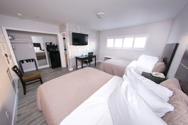 غرفة بسريرين كوين، Staples Center Inn 1/7