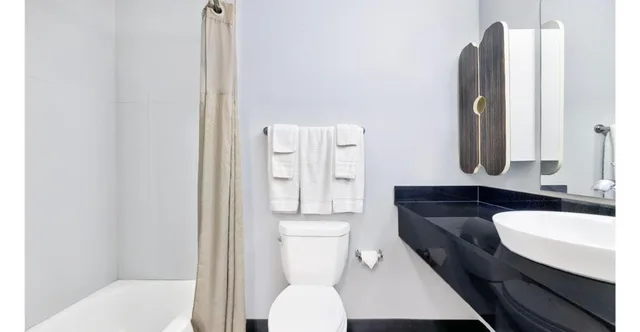 جناح بسرير كينج لغير المدخنين بمطبخ، Studio6 Arlington, TX 7/10