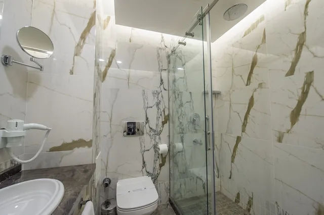 غرفة قياسية بسرير مزدوج، Homelike Hotel 4/6