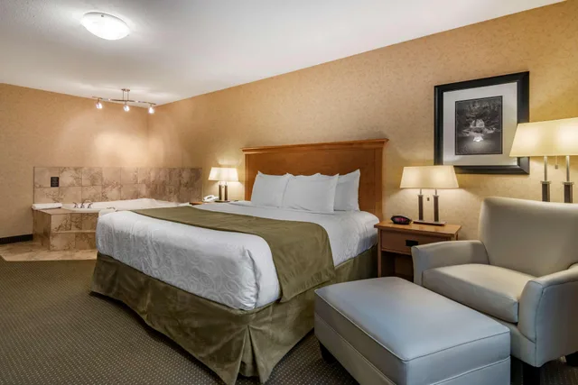 جناح، Best Western Sicamous Inn 4/6