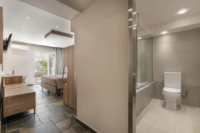 غرفة عائلية بشرفة، Piraeus City Hotel 8/9