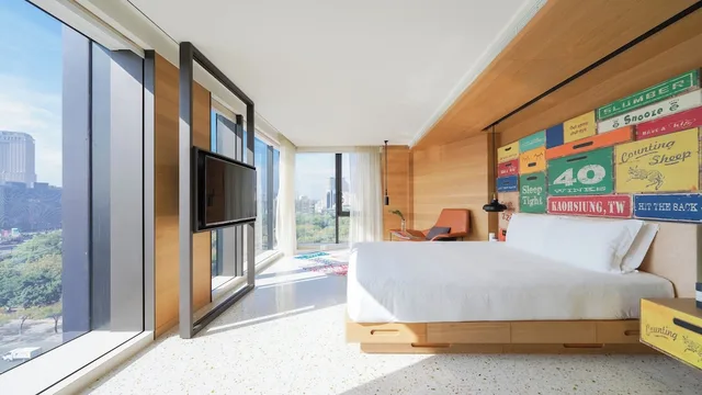 غرفة بريميوم بسرير كينج بإطلالة على المتنزه، HOTEL INDIGO KAOHSIUNG CENTRAL PARK 3/10