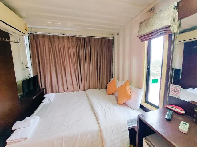 Mini, Double Bed، Retro Box Hotel 1/1