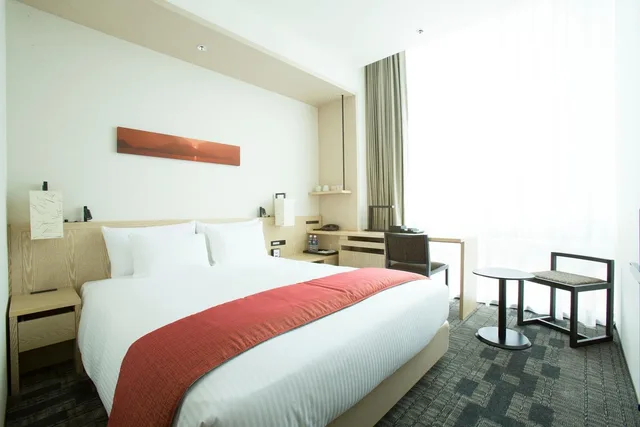 غرفة قياسية بسرير كوين، JR Kyushu Hotel Blossom Shinjuku 7/10