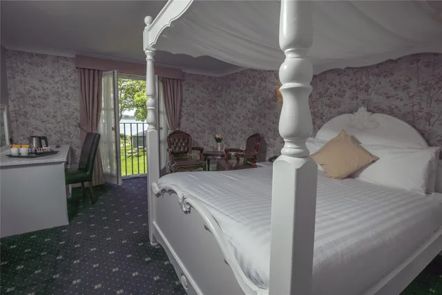 غرفة بسرير مزدوج، Normanton Park Hotel, BW Signature Collection 1/5
