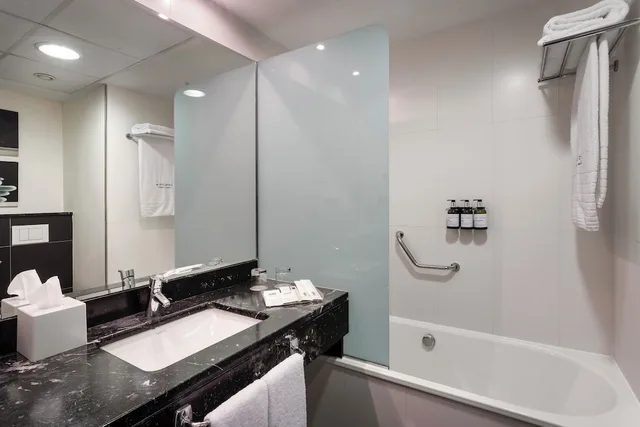 غرفة مفردة بسريرين منفصلين، Hotel Catalonia Malaga 6/7