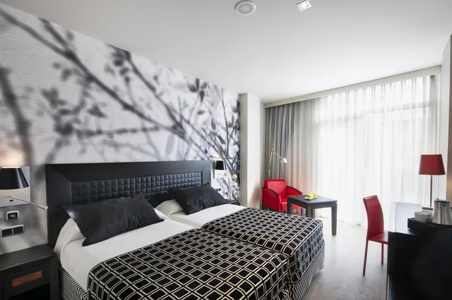 غرفة بسريرين منفصلين، Salles Hotel Malaga Centro 4/8