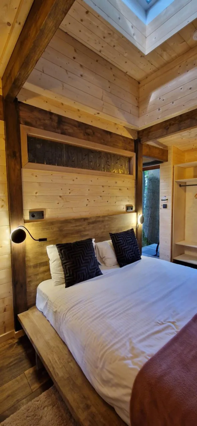 Chalet, Utopia Hotel 1/5