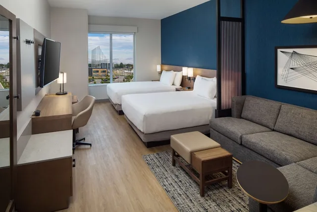 غرفة بسريرين كوين مع أريكة في طابق مرتفع، Hyatt Place Boise/Meridian 1/3