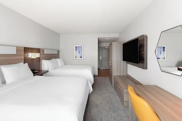 غرفة قياسية بسريرين كوين، Holiday Inn Express Hotel And Suites Huntsville West Research Pk 1/5