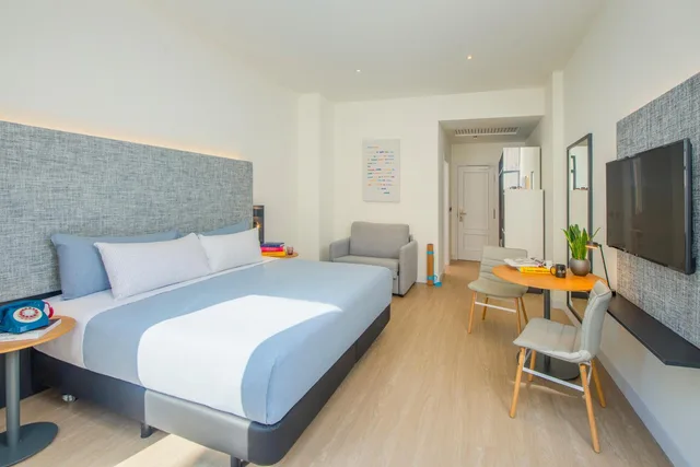 Studio, King Bed, INNSIDE by Meliá Madrid Gran Vía 1/5
