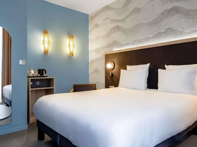 Superior, Double Bed, Mercure Annecy Centre 3/6