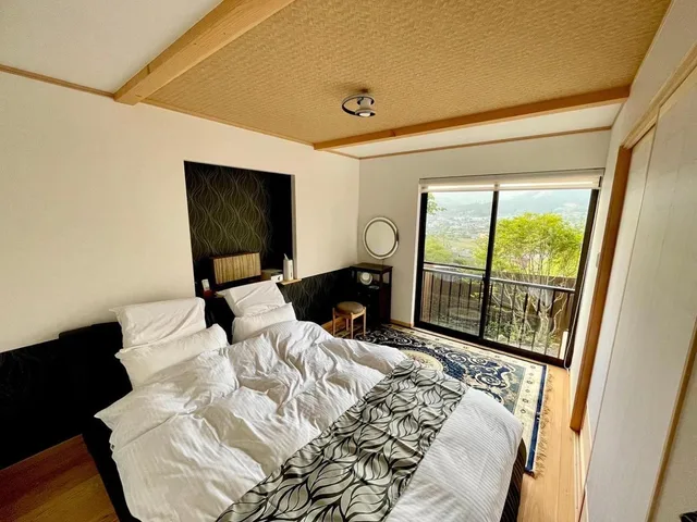 Suite, King Bed, Yufuin Onsen Yufuin Sanso Waremoko 1/1