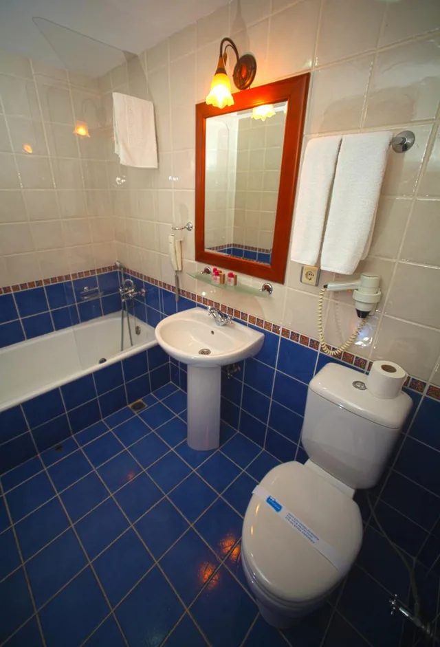 غرفة بسرير كينج بإطلالة على البحر، Erguvan Hotel 7/7