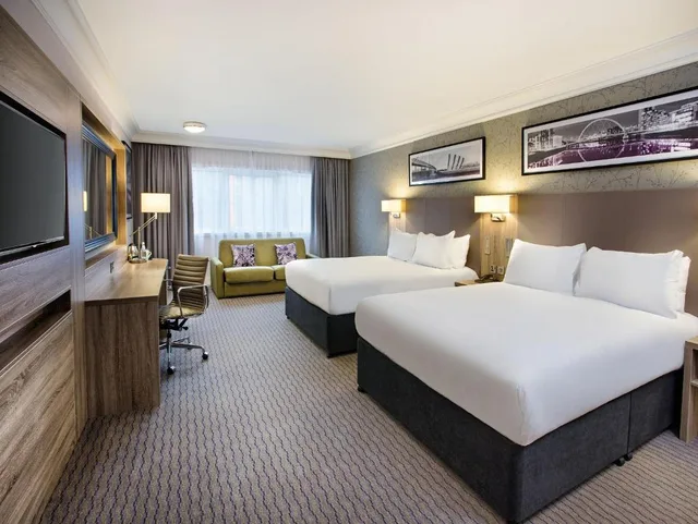 غرفة بسريرين كوين، Doubletree By Hilton Glasgow Central 1/1