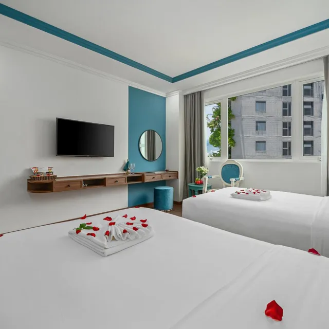 غرفة بريميوم بسرير مزدوج أو سريرين منفصلين بإطلالة جزئية على البحر، PARACEL DANANG HOTEL 8/10