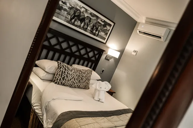 Standard, Twin Beds, Indaba Hotel 4/8