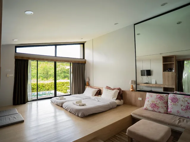 Room, Double Bed, Pool View, Pool Access، Hyde 198 Homeresort 2/2