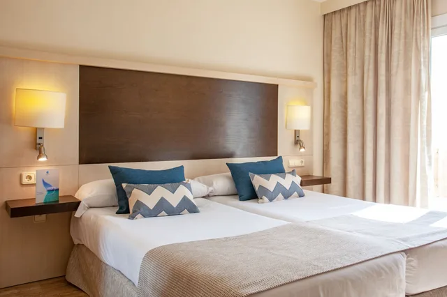 1 Bedroom, Family, Apartment, Twin Beds, Sofa, Terrace, Grupotel Dunamar 1/8