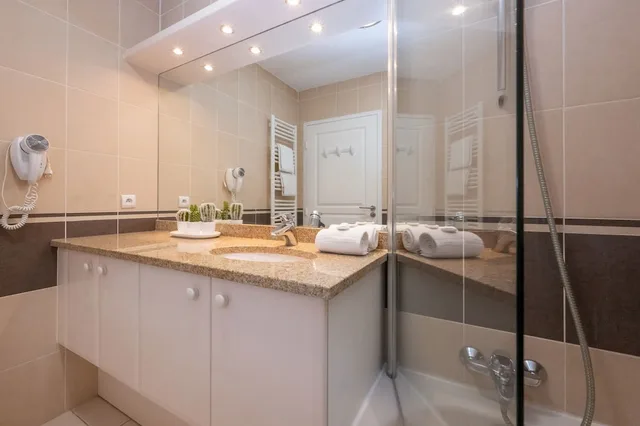 Apartment, Double Bed, Sofa, Nemea Le Lido Cagnes sur Mer 5/7