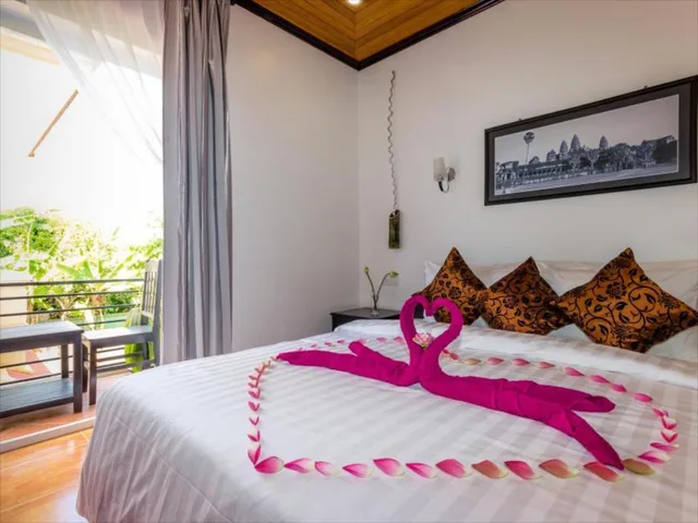 غرفة ديلوكس بسرير مزدوج بشرفة، Golden Orchid Angkor 1/1