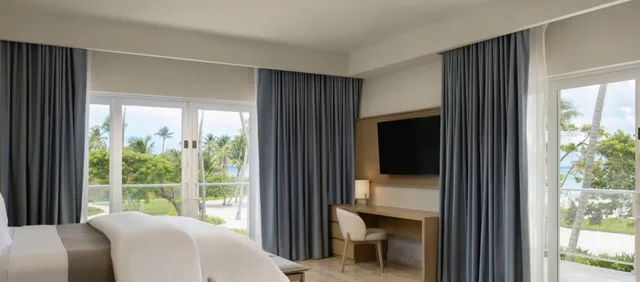 Junior Suite, The Westin Puntacana Resort And Club 2/2