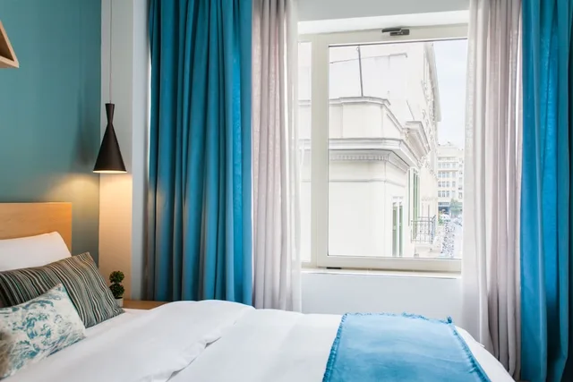 استوديو سيغنتشر بسرير كوين، Dynasta Central Suites 2/6
