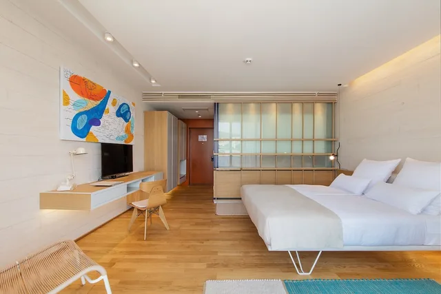 غرفة سوبيريور بسرير كينج، D Resort Sibenik 1/3