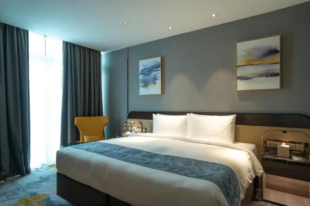 غرفة ديلوكس بسرير كينج بشرفة، Ames Hotel Ayer Keroh, Melaka 3/10