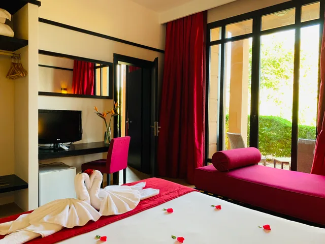 Interconnecting Room Com1، Aqua Mirage Club & Aqua Parc - All Inclusive 3/6