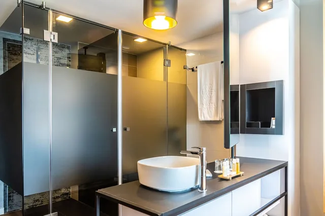 غرفة سوبيريور بسرير كينج، Up Hotel Budapest 7/9