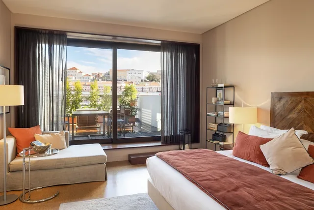 جناح بسرير كينج بشرفة، Hotel Britania Art Deco, a Lisbon Heritage Collection 1/3