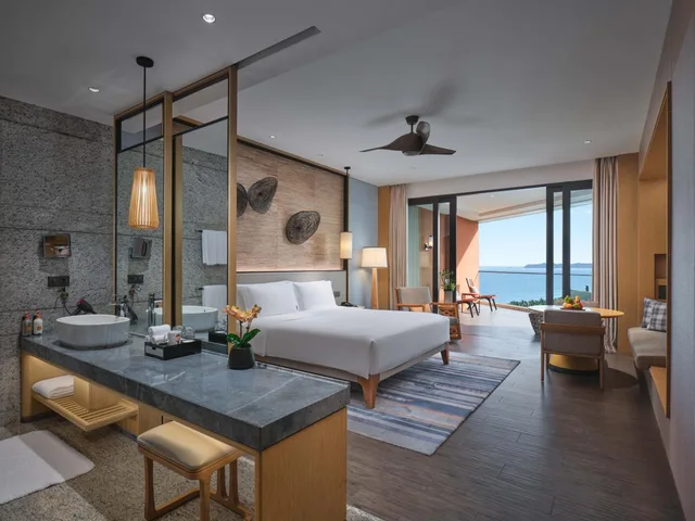 Upgrade, Standard, King Bed، Crowne Plaza Sanya Haitang Bay Resort 4/7