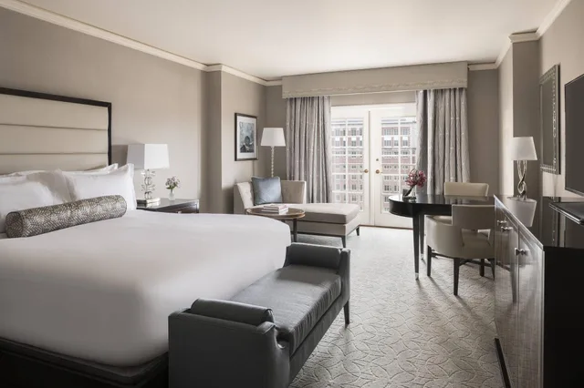 غرفة ديلوكس بسرير كينج، The Ritz-Carlton, St. Louis 2/10