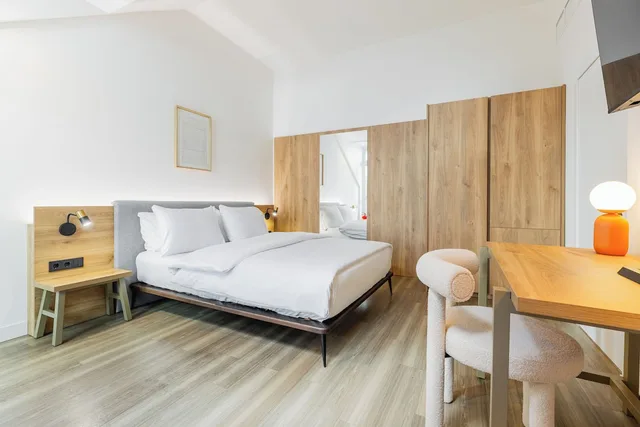Superior, Double Bed, Terrace, FortyPlusOne Hotel 5/10