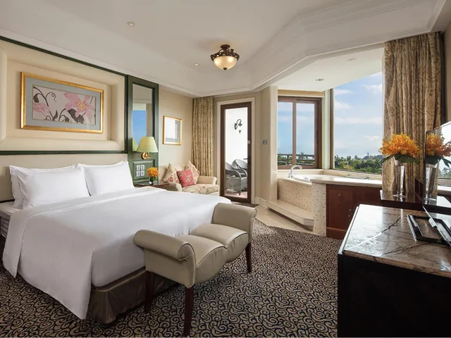 جناح جونيور، Seaview Resort Xiamen 1/3
