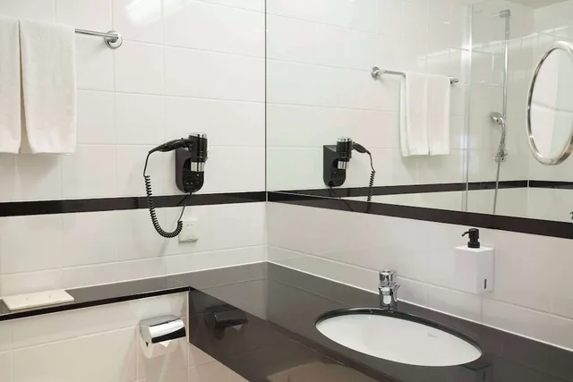 غرفة بسرير كوين، Scandic Wroclaw Hotel 1/5