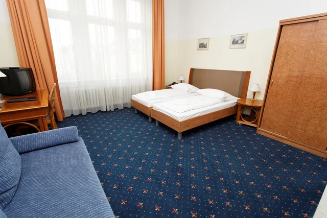 غرفة بسرير مزدوج أو سريرين منفصلين، Hotel Europa City 7/18