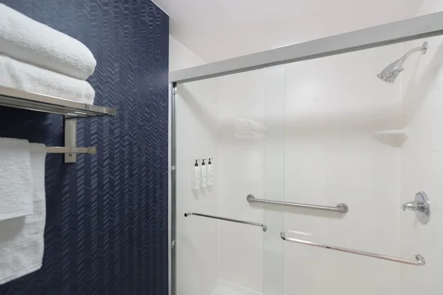 غرفة بسريرين كوين لذوي الإعاقة، Fairfield Inn Boston Tewksbury Andover 4/4